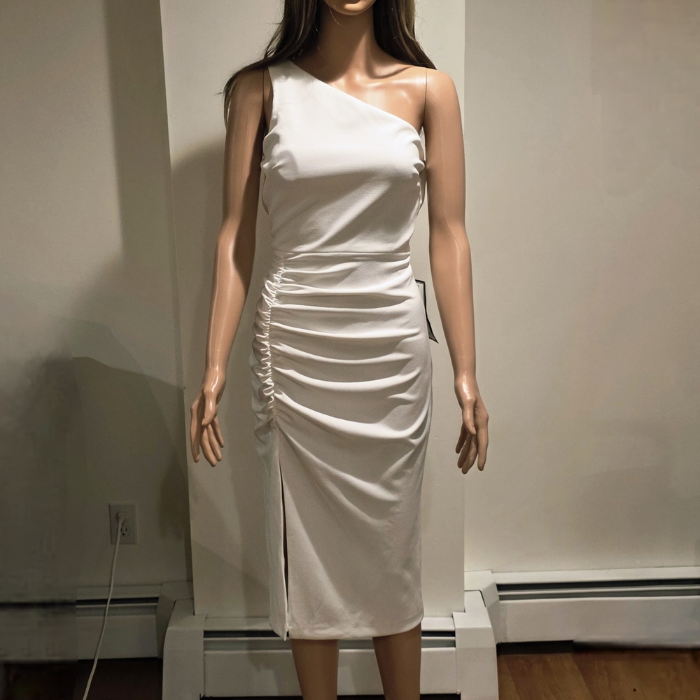 Betsy Adams -Elegant White One-Shoulder Dress
